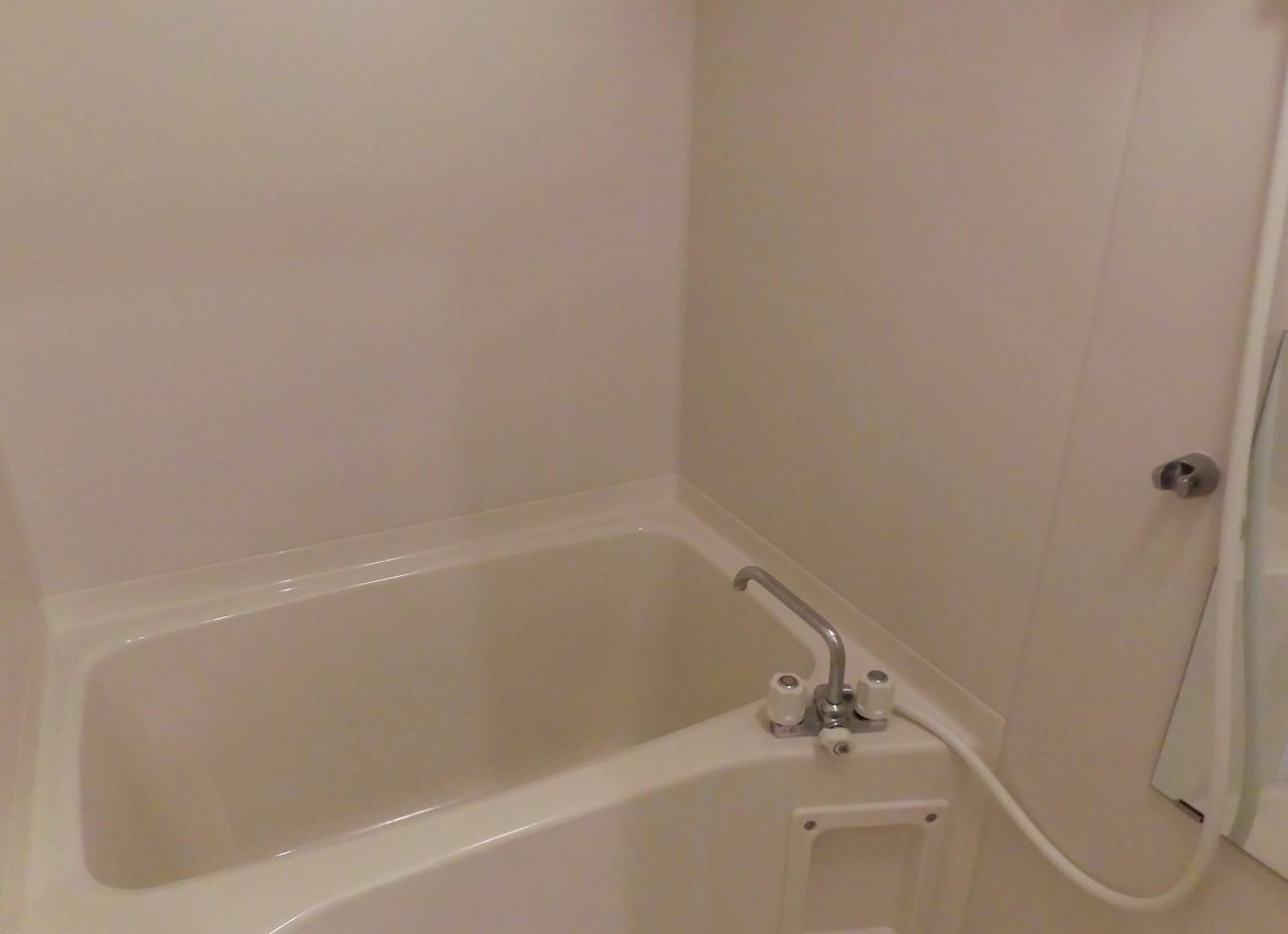 バス・シャワールーム　浴室