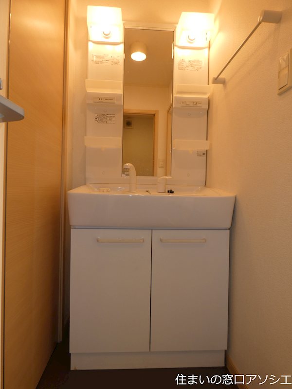 洗面設備　シャンプードレッサー