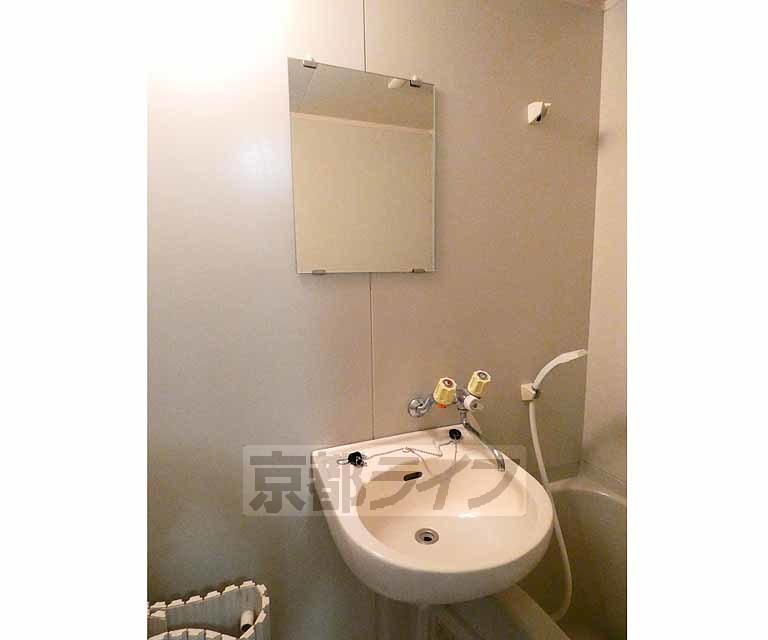 洗面設備　洗面所です