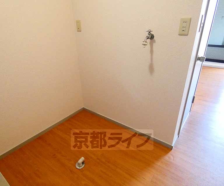 その他設備　室内洗濯機置き場です