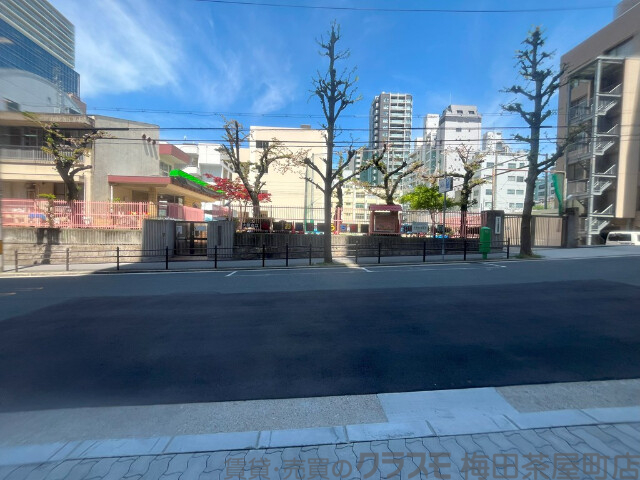 その他　周辺道路（その他）まで10m