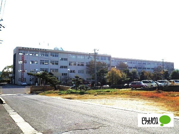 高校・高専　愛知県立武豊高校（高校・高専）まで1401m