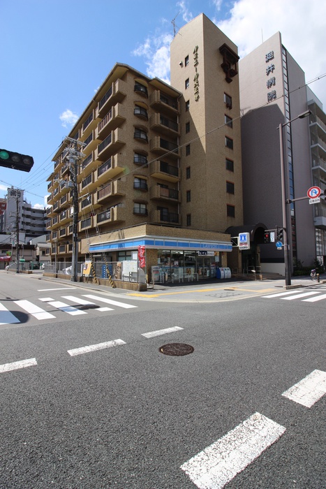 コンビニ　ローソン（コンビニ）まで55m