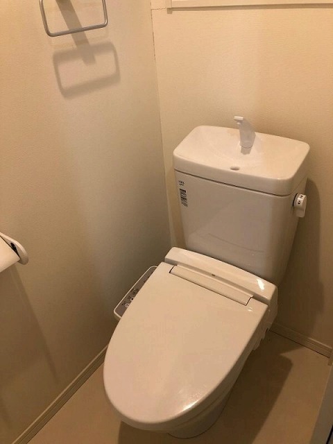 トイレ　シャワートイレ