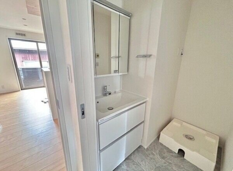 洗面設備　図面と現状に相違がある場合には現状を優先