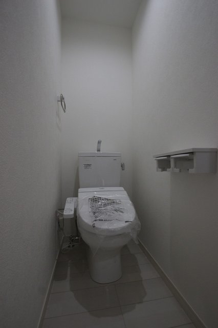 トイレ　同物件別号室