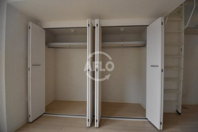 収納　エスペランサ西天満　クローゼット