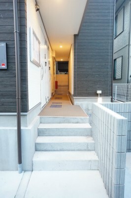 エントランス　清潔なエントランスです