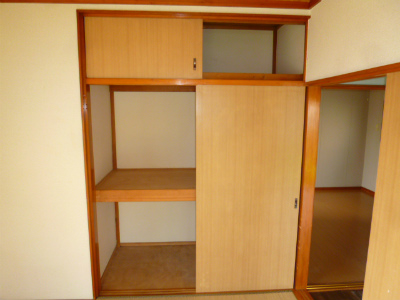 収納　6帖和室押入れ