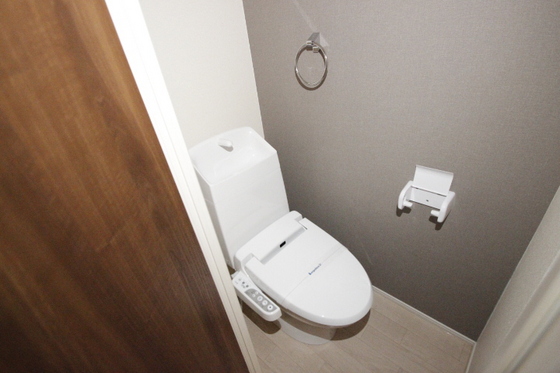 トイレ　※別部屋の写真です