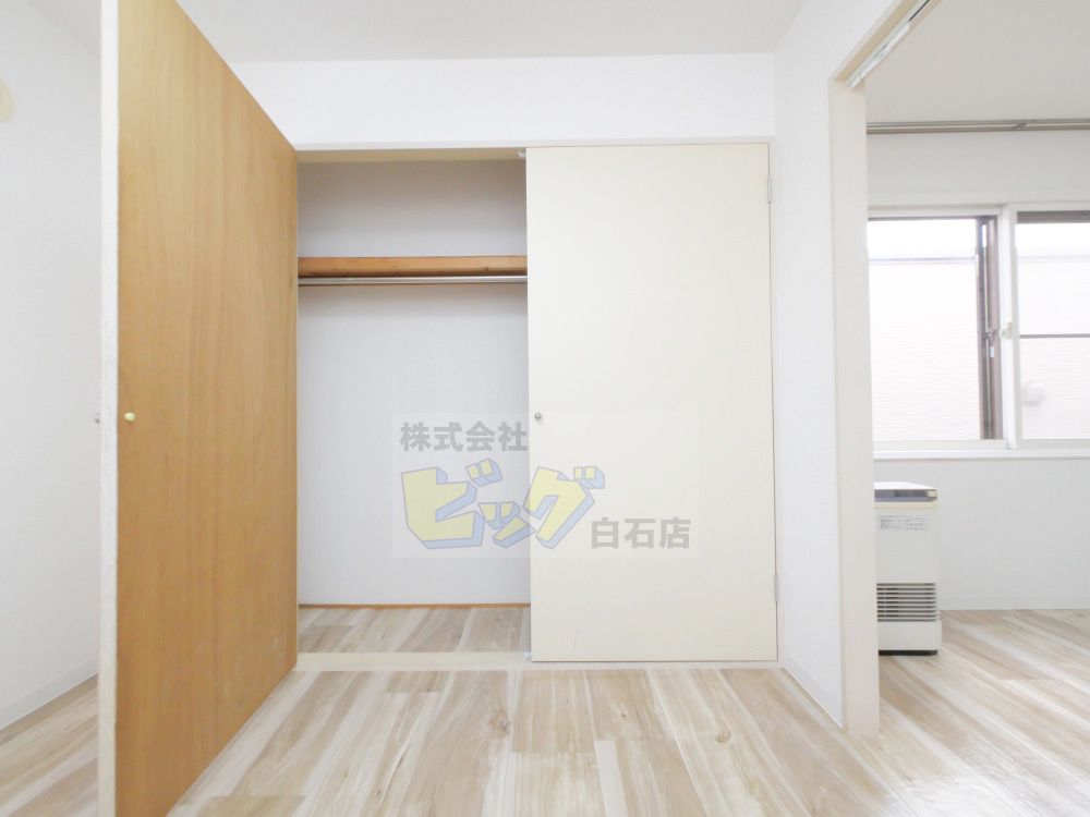 収納　広々クローゼット完備しています♪