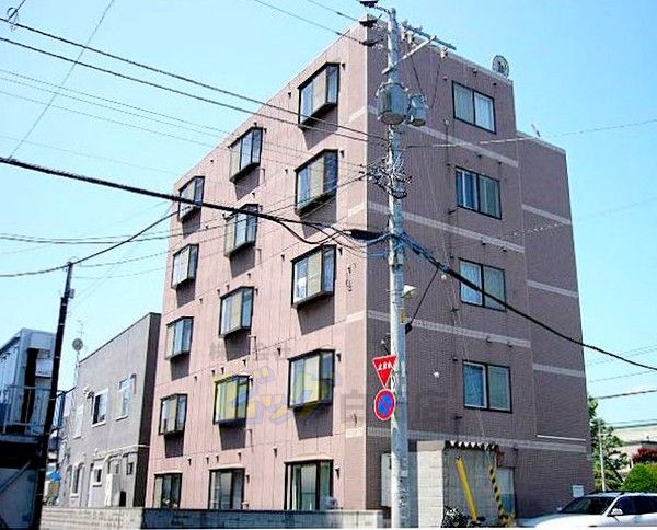 建物外観　契約金軽減キャンペーン実施中です♪