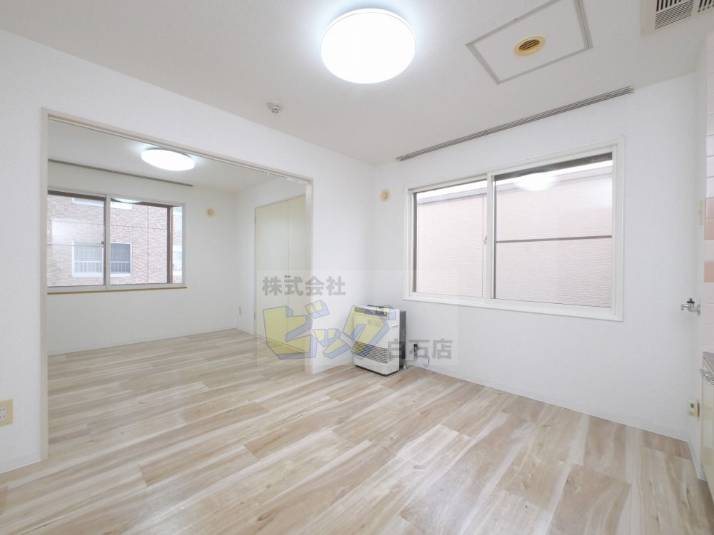 居室・リビング　日当たり良好で明るく暖かいお部屋です♪