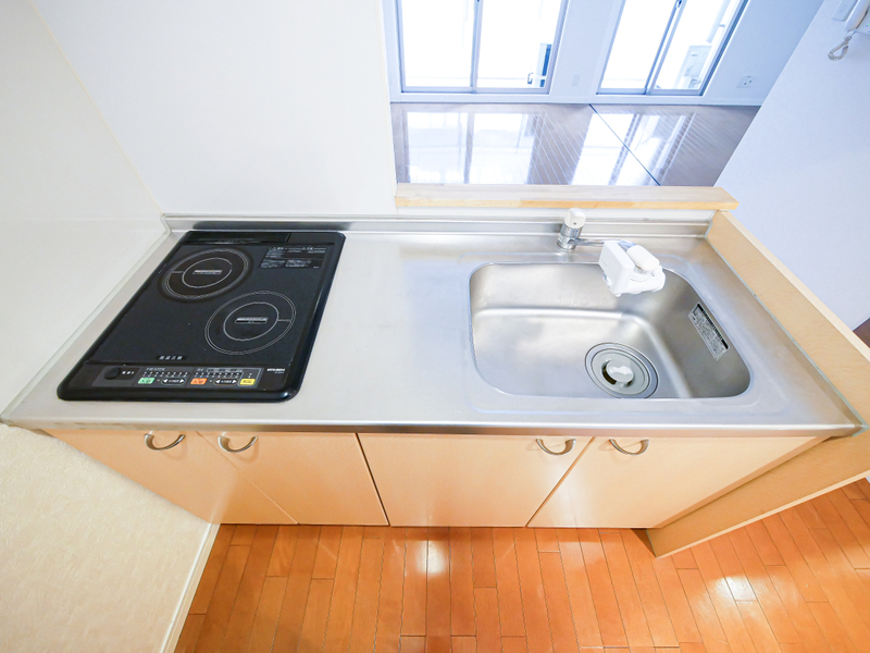 キッチン　写真は別号室です。現況優先になります。