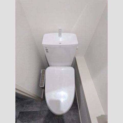 トイレ　※別部屋参考写真