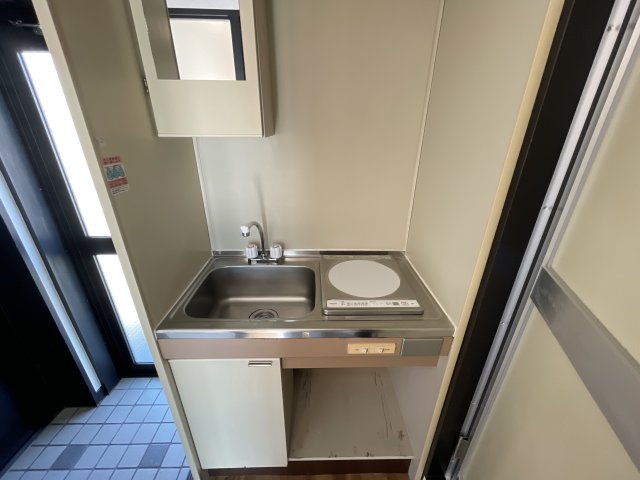 キッチン　壁付けキッチンでスペースを有効活用できます！