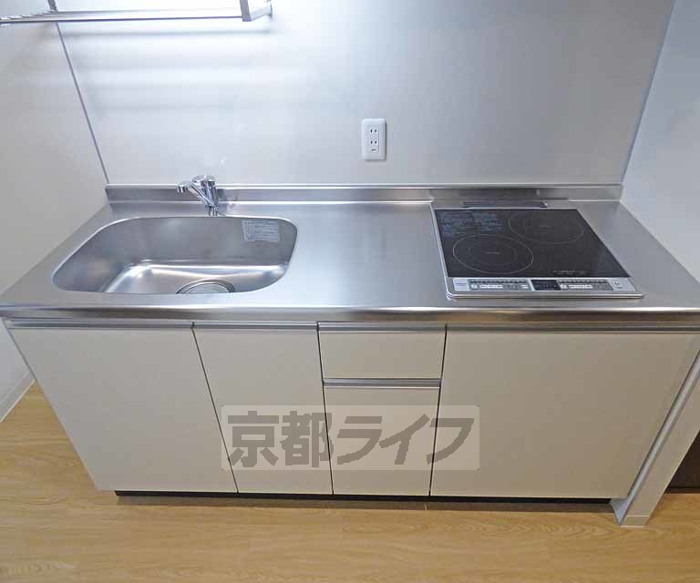 キッチン　キッチンです。