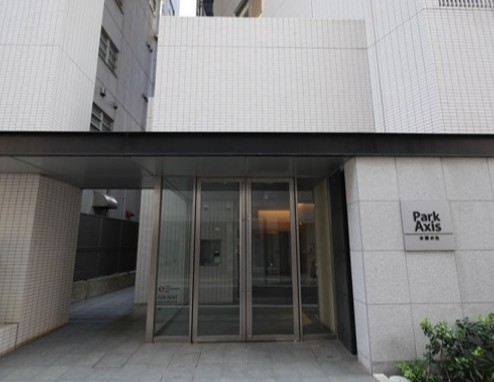 エントランス　落ち着いたエントランスです