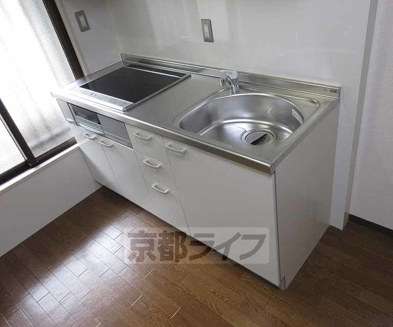 キッチン　ピカピカキッチンです