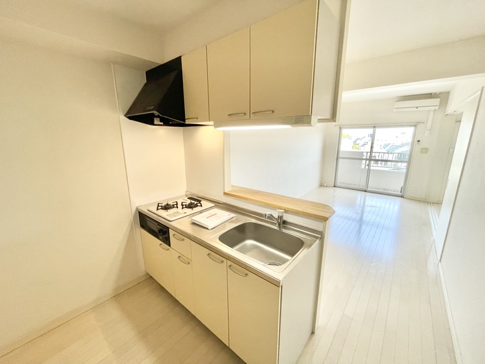 キッチン　※別号室同タイプ間取り