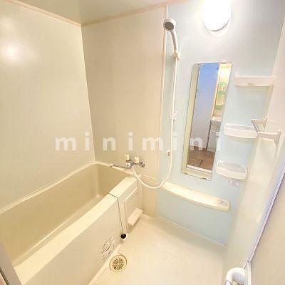 バス・シャワールーム　※写真は別号室のものですので現状優先させていただきます。