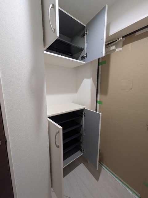 玄関　※２０３号の室内写真です。