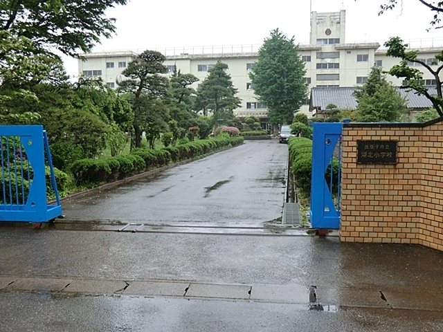 小学校　我孫子市立湖北小学校（小学校）まで950m