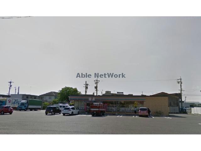 コンビニ　セブンイレブン岡崎矢作町店（コンビニ）まで261m