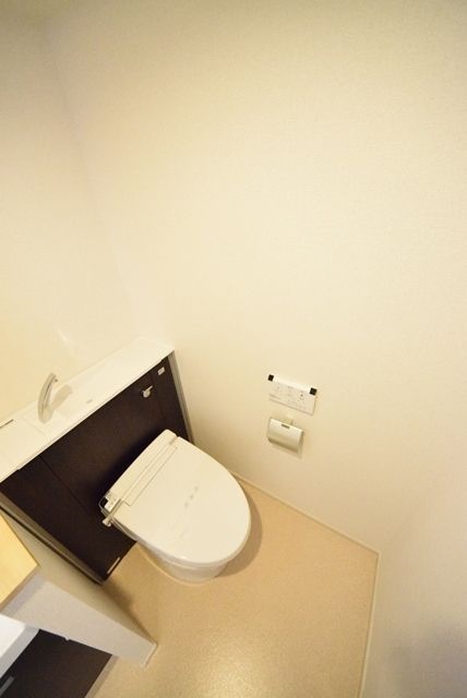トイレ　同物件別部屋参考