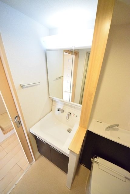 洗面設備　同物件別部屋参考