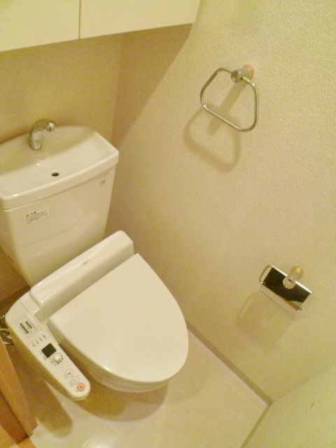 トイレ　★ウォシュレット付トイレです★