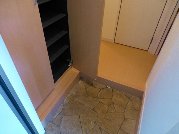 玄関　他号室参考写真