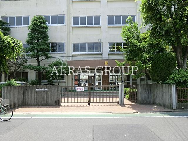 中学校　葛飾区立立石中学校（中学校）まで694m