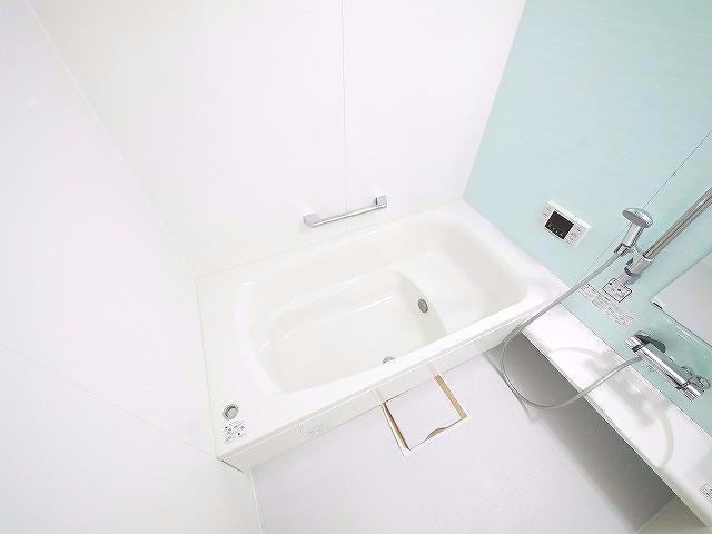 バス・シャワールーム　きれいなお風呂です