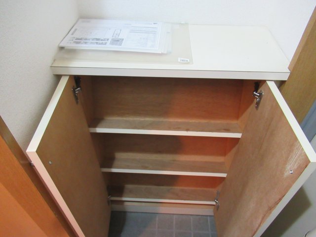 収納　シューズボックスがある玄関です