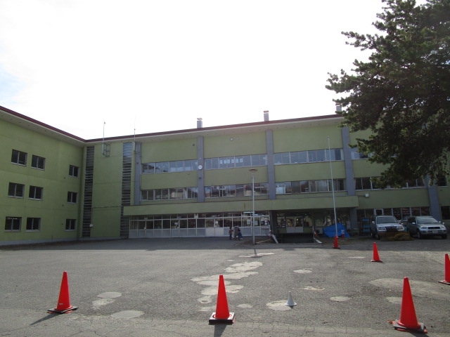 小学校　若葉小学校（小学校）まで896m