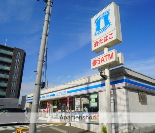 コンビニ　ローソン奈良西大寺南町（コンビニ）まで111m