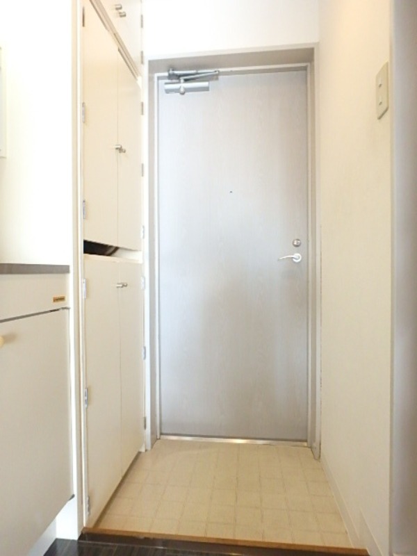 玄関　図面と現状に相違がある場合には現状を優先