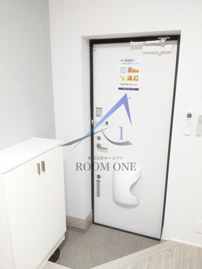 玄関　玄関です。