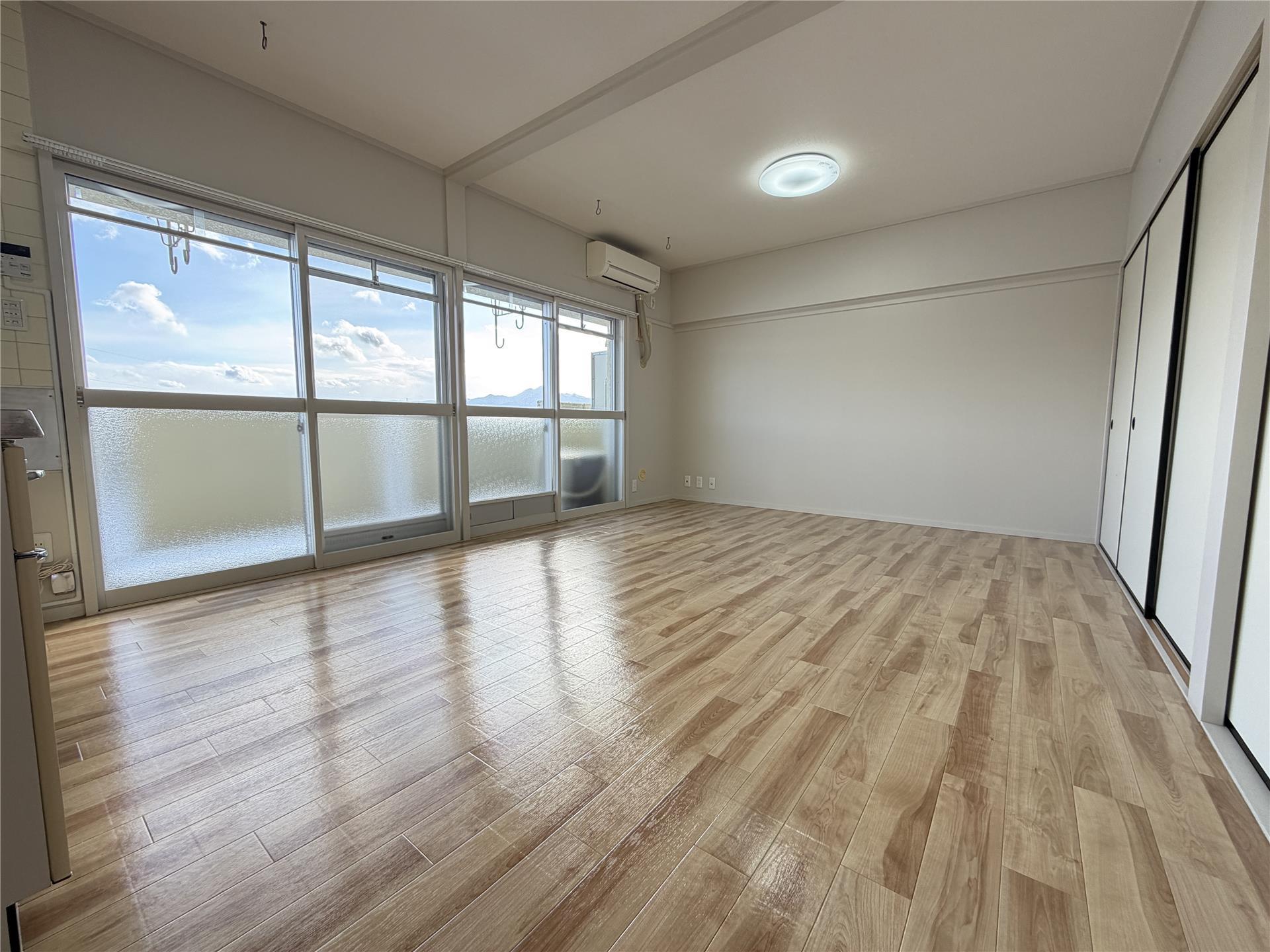 居室・リビング　リビング