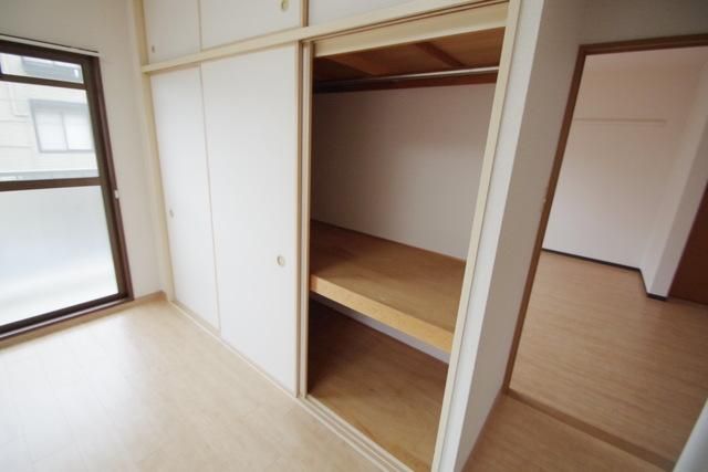 その他設備　★６帖のお部屋の収納です★