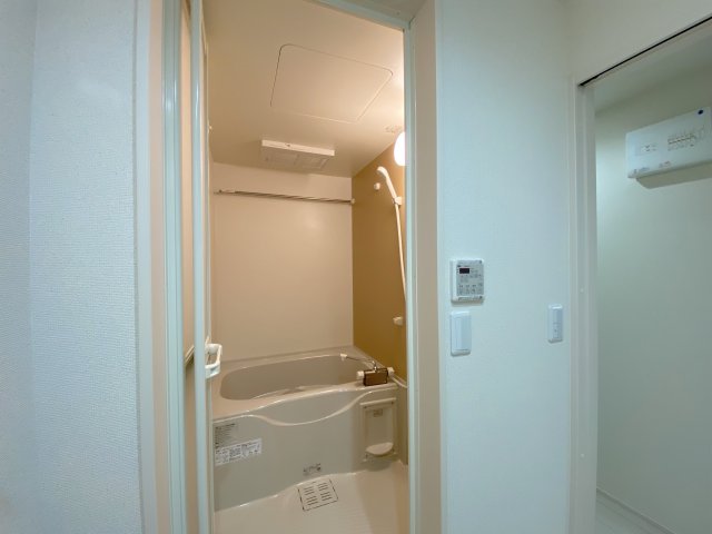 バス・シャワールーム　日々の暮らしに欠かせないお風呂です