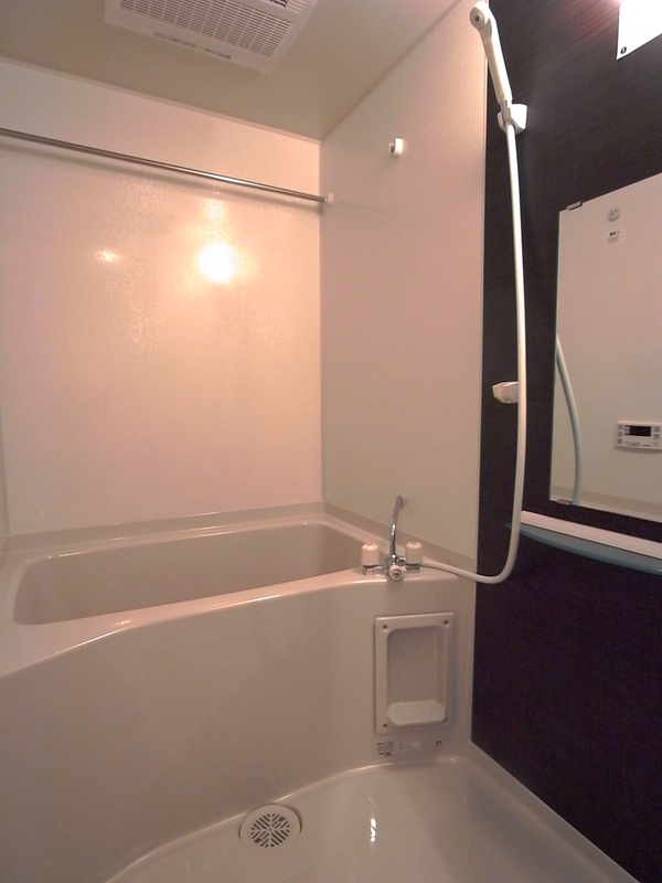 バス・シャワールーム　きれいなお風呂です