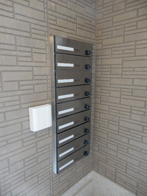 ロビー　集合ポストです