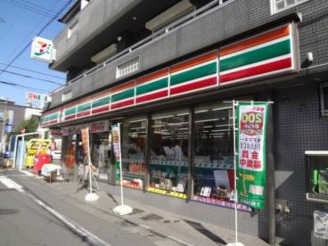 コンビニ　セブンイレブン世田谷北沢店（コンビニ）まで308m