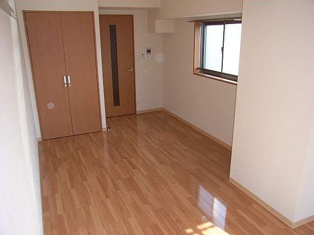 その他部屋・スペース　（別タイプ参考写真）スプルス板橋　板橋区板橋1