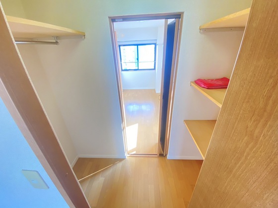 収納　クローゼット