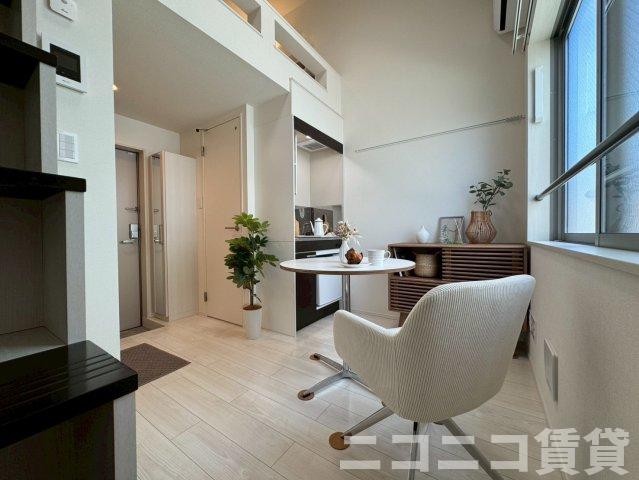 居室・リビング　別号室イメージの為、現状を優先致します。別号室イメージの為、