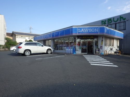 コンビニ　ローソン 天理田部町店（コンビニ）まで775m