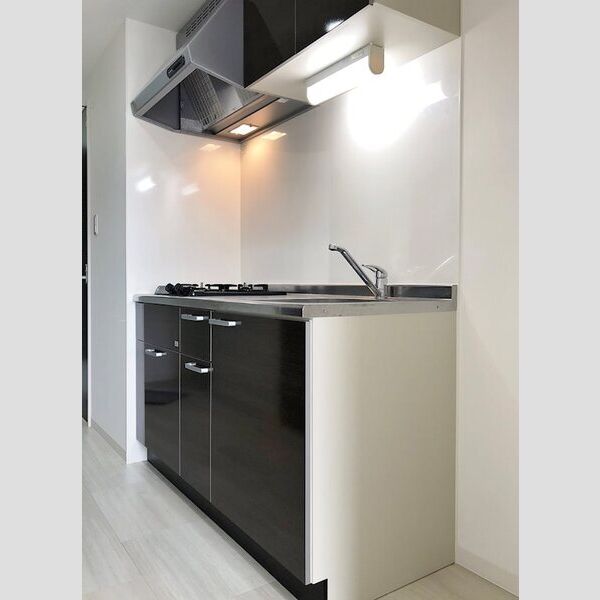 キッチン　システムキッチン。